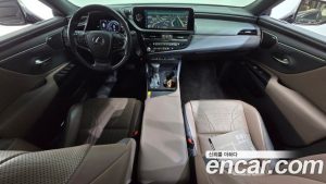 Lexus ES Executive 2023 года из Южной Кореи