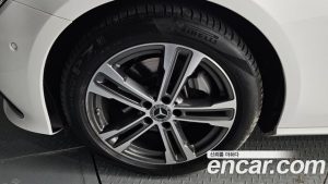 Mercedes-Benz E-Class E250 Avantgarde 2023 года из Южной Кореи