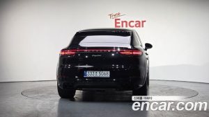 Porsche Cayenne 3.0 Coupe 2023 года из Южной Кореи