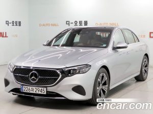 Mercedes-Benz E-Class E200 Avantgarde 2025 года из Южной Кореи