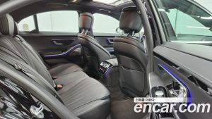 Mercedes-Benz S-Class S350 d 4MATIC 2025 года из Южной Кореи