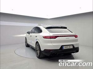 Porsche Cayenne 3.0 Coupe 2023 года из Южной Кореи