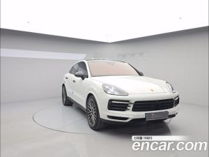 Porsche Cayenne 3.0 Coupe 2023 года из Южной Кореи