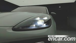 Porsche Cayenne 3.0 Coupe 2023 года из Южной Кореи
