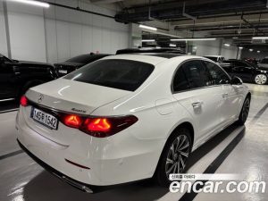 Mercedes-Benz E-Class E300 4MATIC Exclusive 2025 года из Южной Кореи