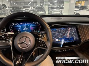 Mercedes-Benz E-Class E300 4MATIC Exclusive 2025 года из Южной Кореи