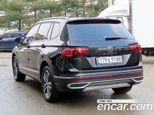 Volkswagen Tiguan 2.0 TSI Prestige 2023 года из Южной Кореи