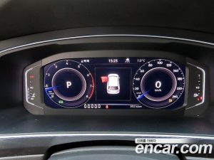 Volkswagen Tiguan 2.0 TSI Prestige 2023 года из Южной Кореи