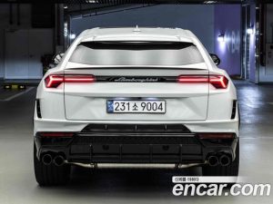 Lamborghini Urus 4.0 V8 S 2024 года из Южной Кореи