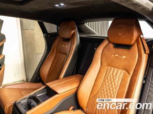 Lamborghini Urus 4.0 V8 S 2024 года из Южной Кореи