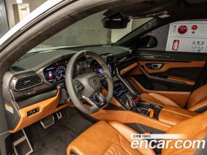 Lamborghini Urus 4.0 V8 S 2024 года из Южной Кореи