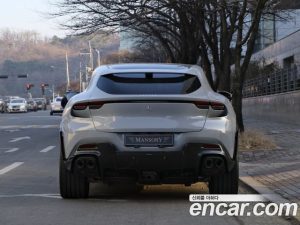 Ferrari Purosangue 6.5 V12 2025 года из Южной Кореи