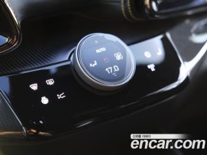 Ferrari Purosangue 6.5 V12 2025 года из Южной Кореи