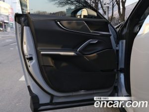 Ferrari Purosangue 6.5 V12 2025 года из Южной Кореи