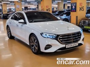 Mercedes-Benz E-Class E220d 4MATIC Exclusive 2024 года из Южной Кореи