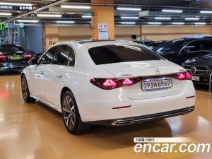 Mercedes-Benz E-Class E220d 4MATIC Exclusive 2024 года из Южной Кореи