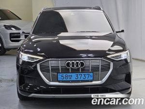 Audi e-tron 55 4WD 2023 года из Южной Кореи