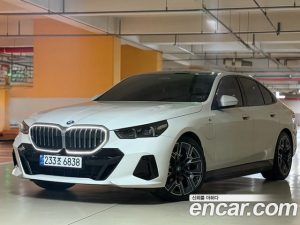 BMW 5-Series 530e xDrive M Sport 2025 года из Южной Кореи