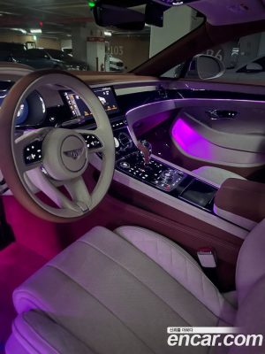 Bentley Continental 4.0 GT Azure 2023 года из Южной Кореи