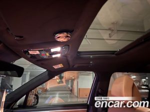 Hyundai Santafe Бензин 2.5T 2WD 2025 года из Южной Кореи