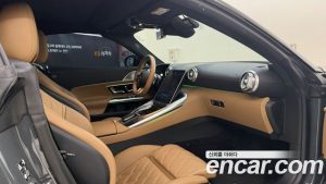 Mercedes-Benz SL-Class AMG SL63 4MATIC+ 2024 года из Южной Кореи