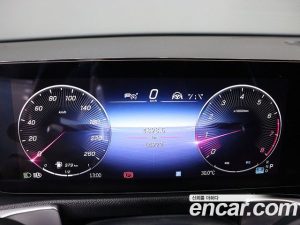 Mercedes-Benz GLB-Class GLB250 4MATIC 2024 года из Южной Кореи