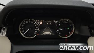Land Rover Discovery Sport P250 S 2023 года из Южной Кореи