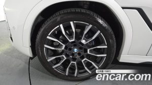 BMW X6 xDrive30d M Sport 2025 года из Южной Кореи