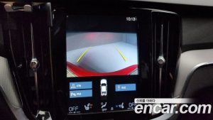 Volvo S60 B5 R- 2022 года из Южной Кореи