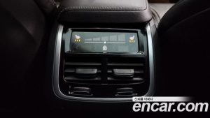 Volvo S60 B5 R- 2022 года из Южной Кореи