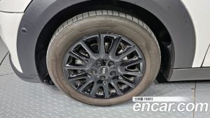 Mini Cooper 5Door CLASSIC 2024 года из Южной Кореи