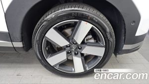 Hyundai Santafe Бензин 2.5T 2WD 2025 года из Южной Кореи