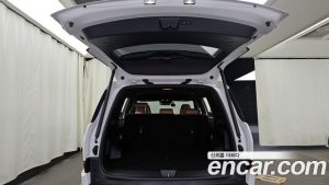 Hyundai Santafe Бензин 2.5T 2WD 2025 года из Южной Кореи