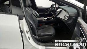 Mercedes-Benz EQE EQE350 4MATIC 2023 года из Южной Кореи