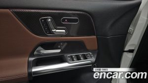 Mercedes-Benz GLA-Class GLA250 4MATIC 2023 года из Южной Кореи