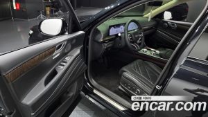 Genesis GV80 2.5T Бензин AWD 2024 года из Южной Кореи