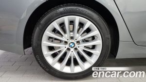 BMW 5-Series 520i Luxury 2023 года из Южной Кореи