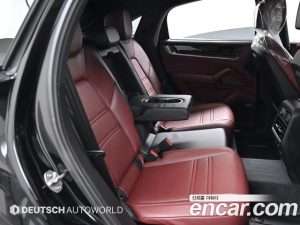 Porsche Cayenne 3.0 Coupe 2024 года из Южной Кореи