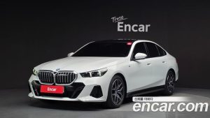 BMW 5-Series 520i M Sport 2025 года из Южной Кореи