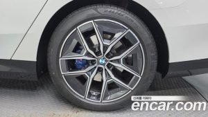 BMW 5-Series 520i M Sport 2025 года из Южной Кореи