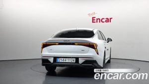 Kia K5 Signature 2024 года из Южной Кореи