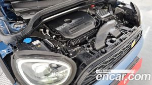 Mini Countryman ALL4 CLASSIC COMFORT PACK 2023 года из Южной Кореи