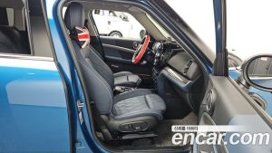 Mini Countryman ALL4 CLASSIC COMFORT PACK 2023 года из Южной Кореи