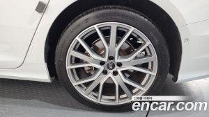 Audi A6 45 TDI 4WD Premium 2023 года из Южной Кореи