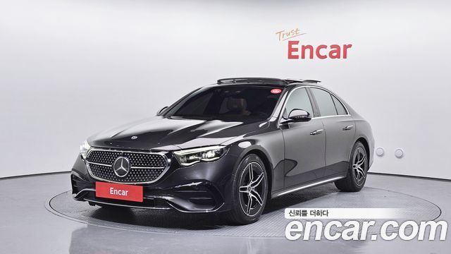 Mercedes-Benz E-Class E300 4MATIC AMG Line 2024 года из Кореи
