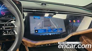 Mercedes-Benz E-Class E300 4MATIC AMG Line 2024 года из Южной Кореи