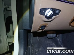 Mercedes-Benz E-Class E220d 4MATIC Exclusive 2023 года из Южной Кореи