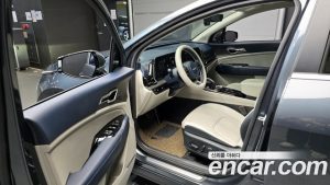 Kia Sportage Бензин 1.6 Turbo 2WD 2024 года из Южной Кореи