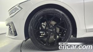 Kia K5 Signature 2024 года из Южной Кореи