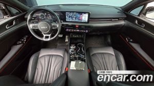 Kia K5 Signature 2024 года из Южной Кореи